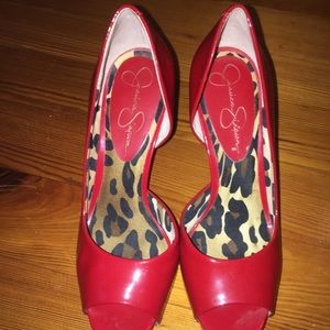 Size 6: Jessica Simpson heels👠